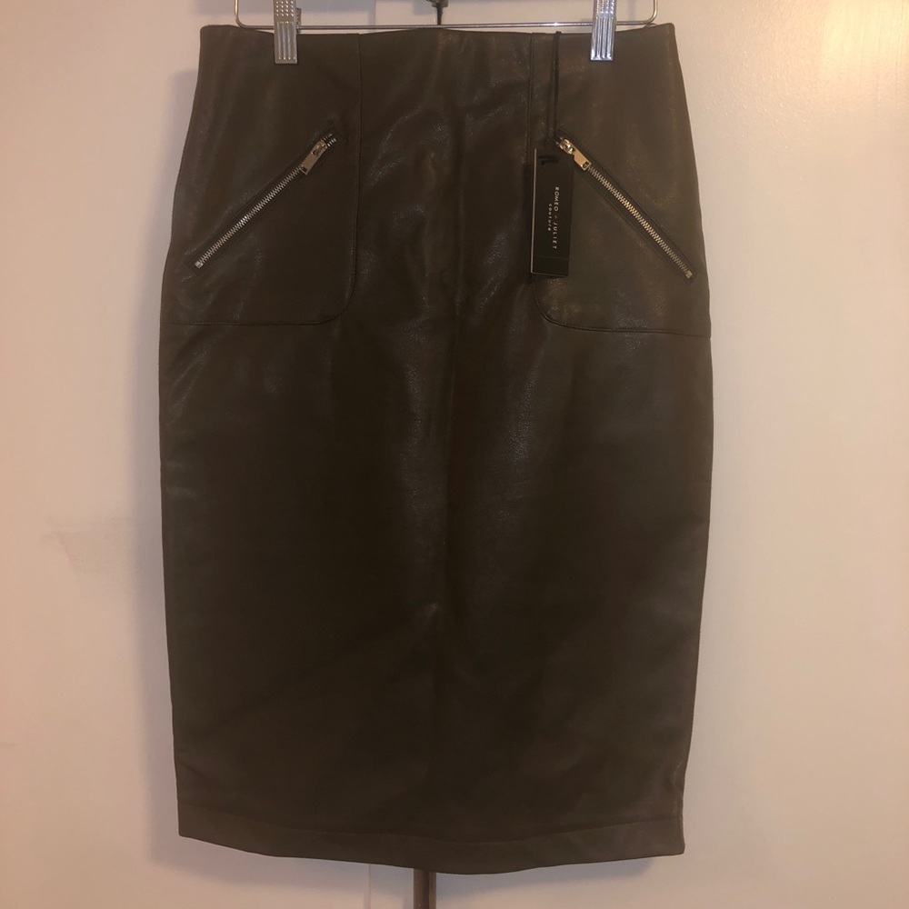 Faux leather pencil skirt